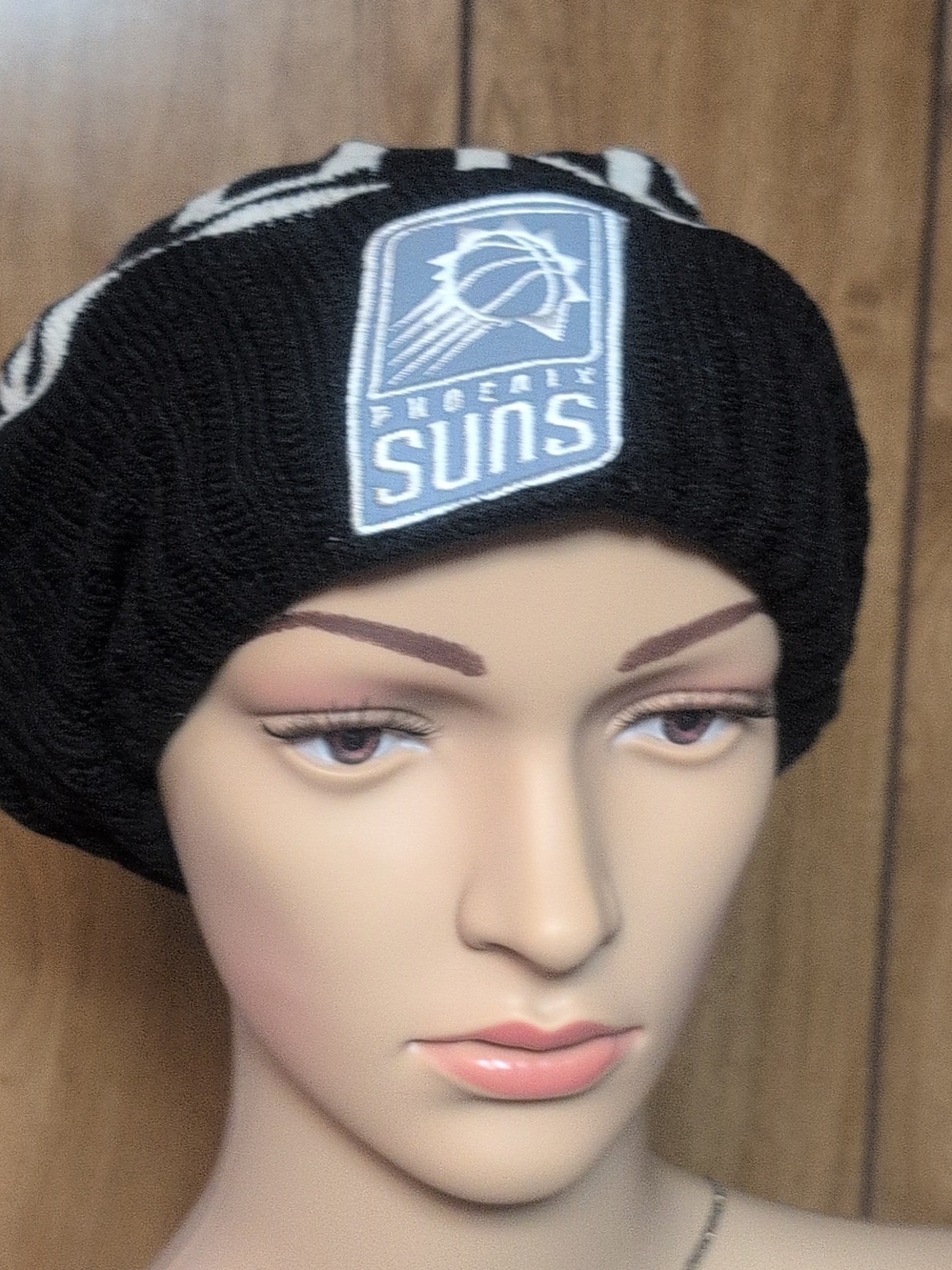Mitchell & Ness Phoenix Suns Black/White Knit Pom Beanie Hat NBA